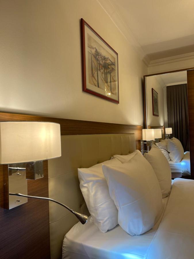 Hotel Casa Andalucia Hallbergmoos Eksteriør billede